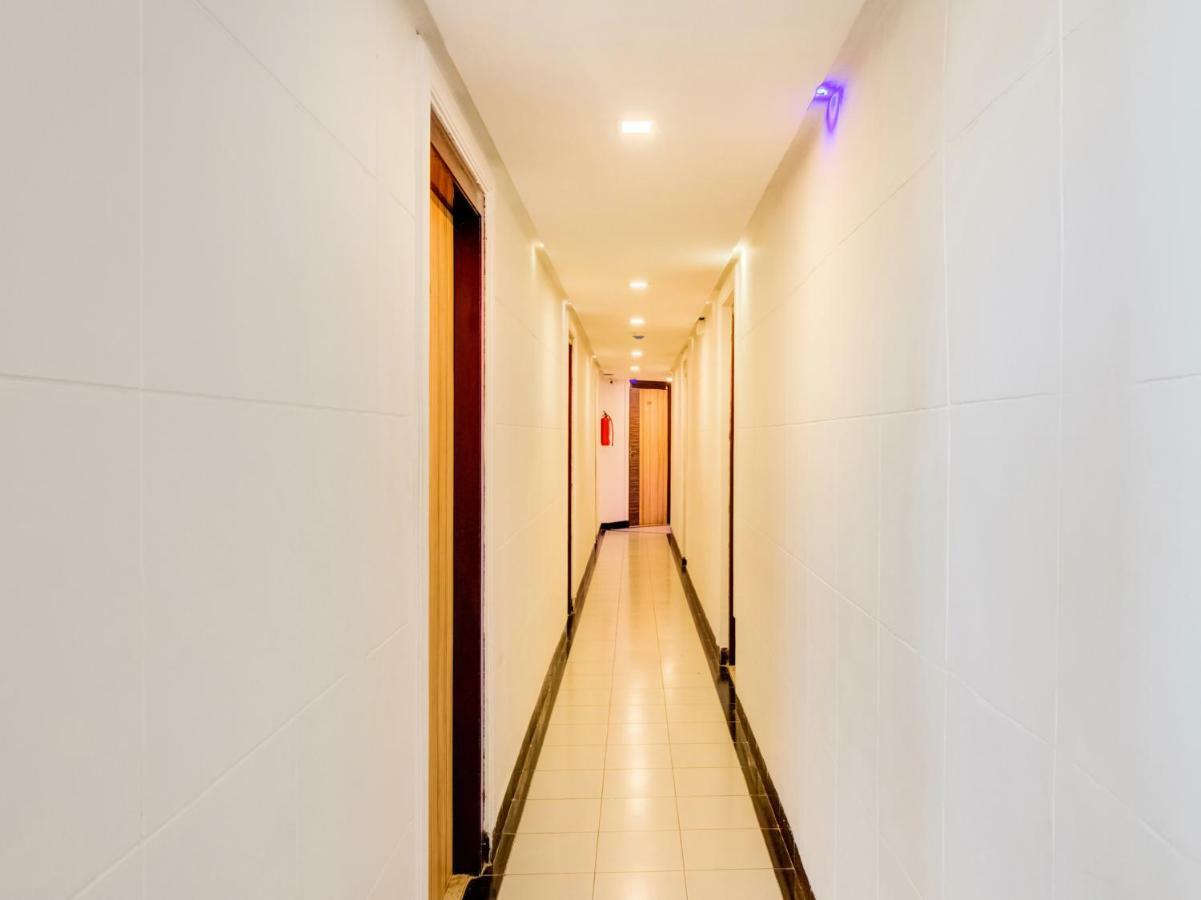Oyo Flagship 19825 Hotel Panchratna 판벨 외부 사진