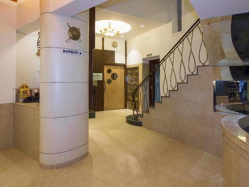 Oyo Flagship 19825 Hotel Panchratna 판벨 외부 사진